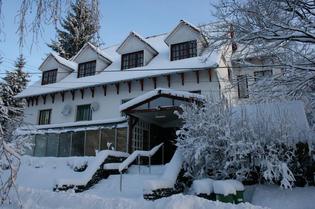 Matraszentimre Panzio Hotel Exterior foto