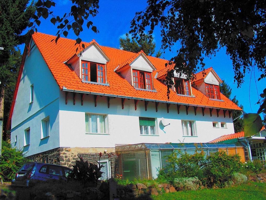 Matraszentimre Panzio Hotel Exterior foto